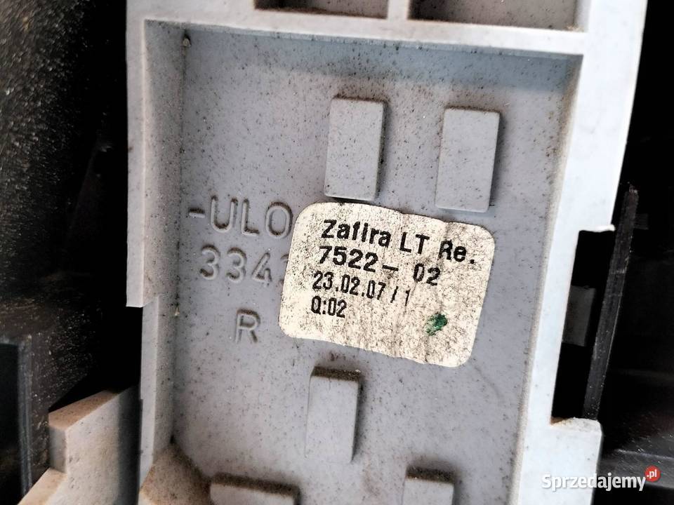 LAMPA TYŁ PRAWA EUROPA B Opel Zafira II 2005 sprzedam