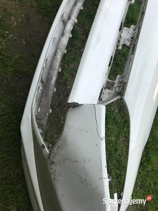 Zderzak Przód Hyudai i20 2015 Części samochodowe Sucha Beskidzka sprzedam