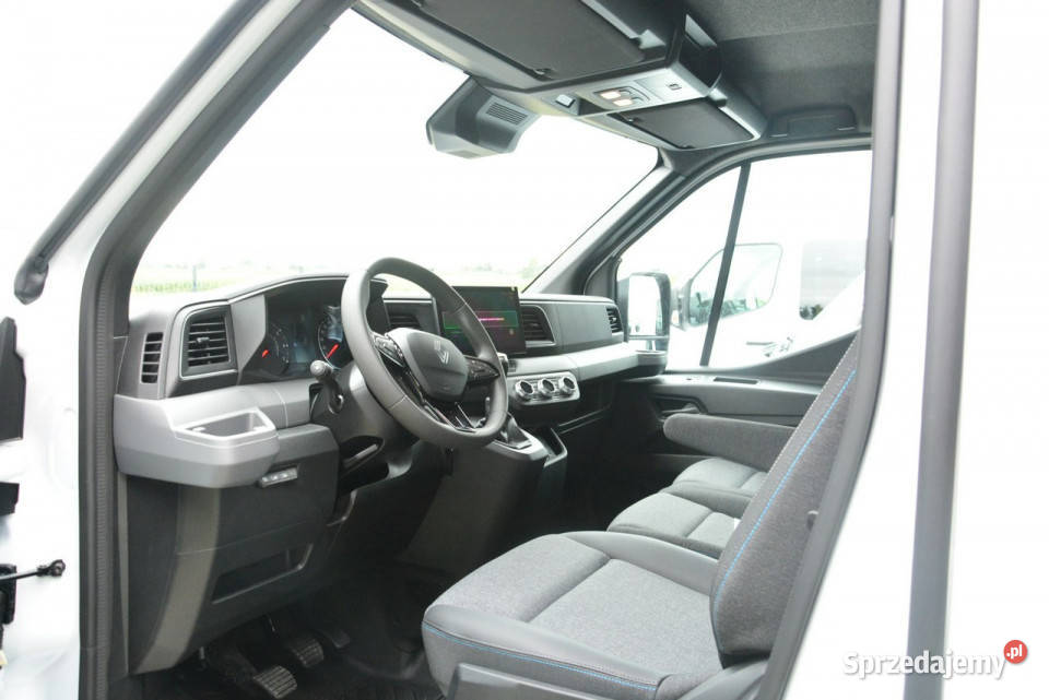 Renault Master 9 osobowy 2025r nowy 2lata ABS