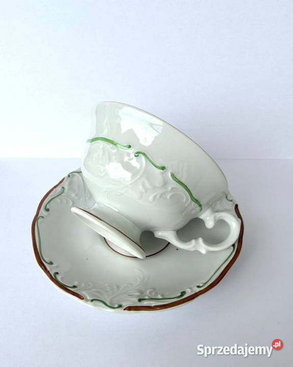 Filiżanka ze spodkiem Wałbrzych reliefy ręcznie Porcelana i szkło Kraków