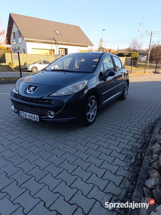Peugeot 207 16 HDi 2006 klima 5 drzwi