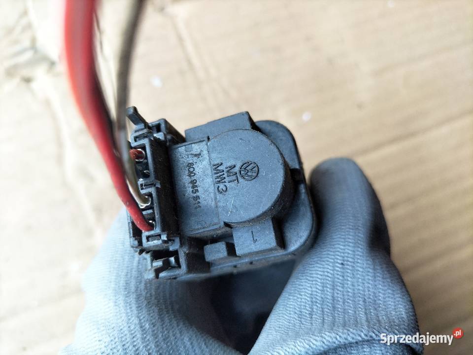 SEAT SKODA VW 6Q0945511 CZUJNIK ŚWIATŁA STOPU Motoryzacja Kamień-Kolonia
