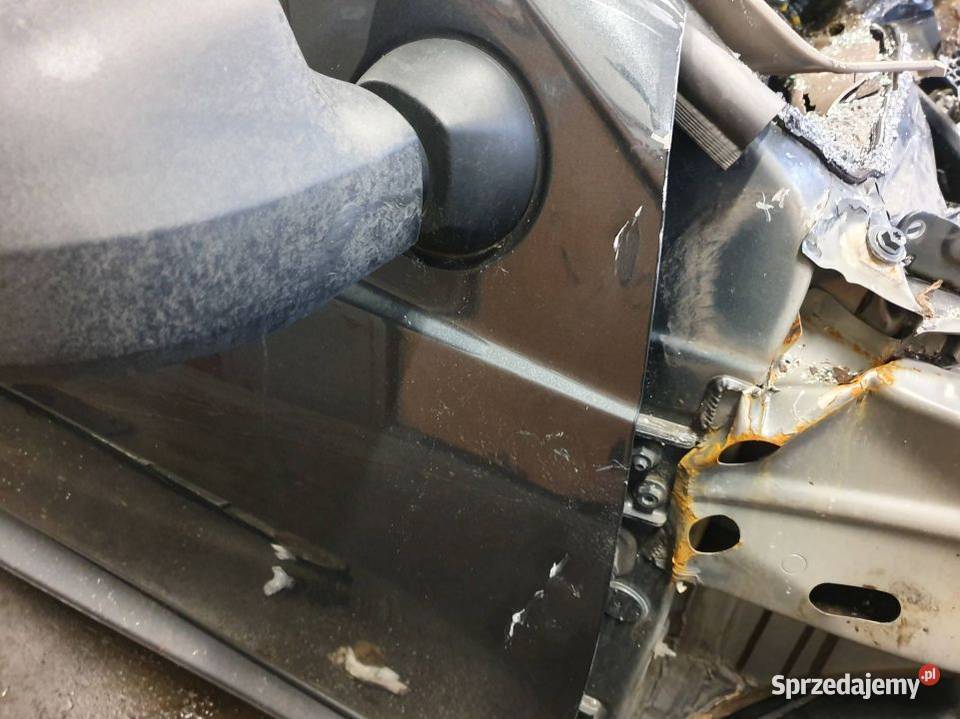 DRZWI PRAWE PRZÓD DACIA DUSTER TEKNA Lipno