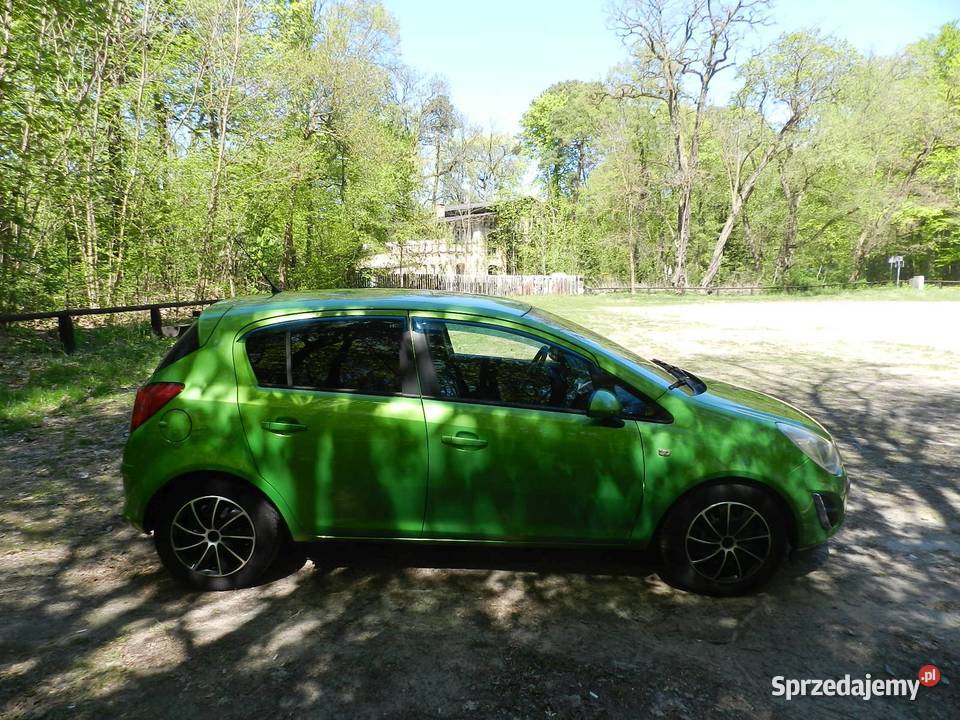 Opel Corsa D benzyna 14 100 5drzwi klima Livt Puszczykowo