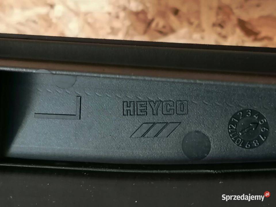 BMW X5 G05 LISTWA ZGARNIAJĄCA SZYBY LEWA 7463527 wielkopolskie Pleszew