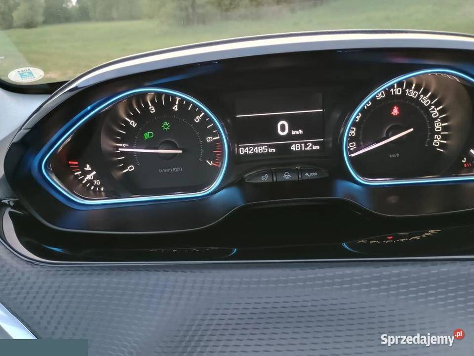 Peugeot 2008 12 Pure Tech GPF Crossway SS 110 Zagórów