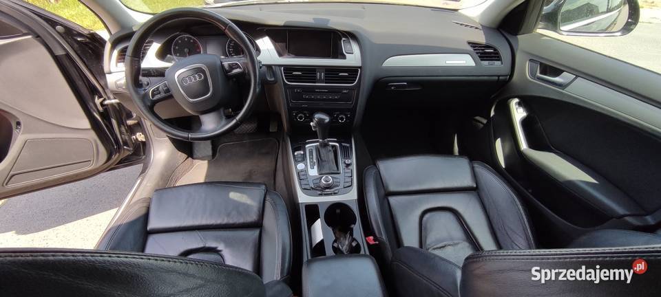 Audi A4 B8 32 FSI benzyna Quattro Tiptronic automatyczna A4 Góra