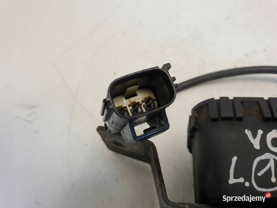 Volvo XC70 V70 II LEWY SILNICZEK WYCIERACZKI Rudka