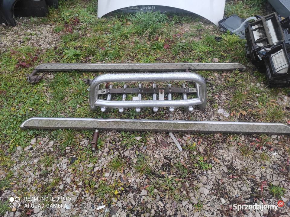 Kia Carnival zderzak Lampy maska błotnik i inne części blacharskie