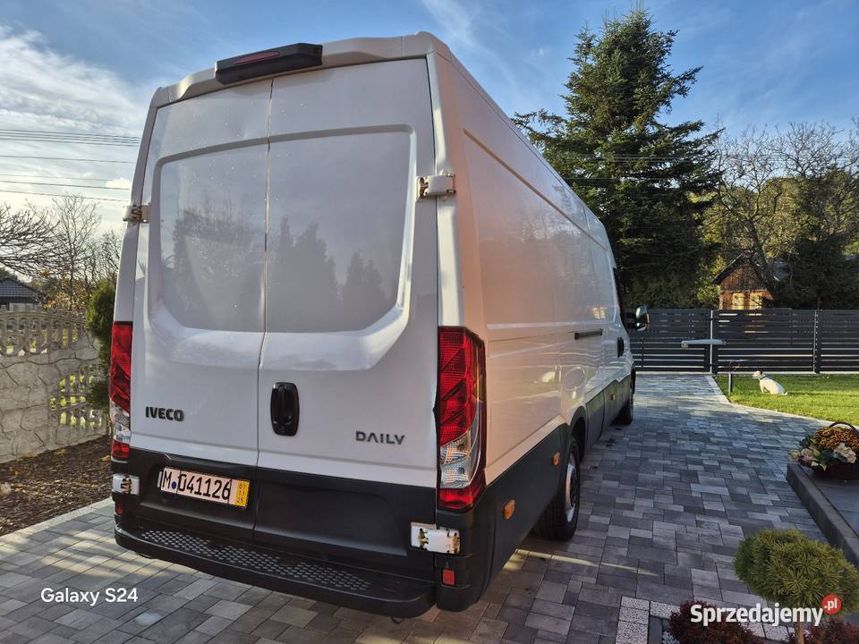 IVECO świeżo sprowadzoneAutomat pięknemały Zelów