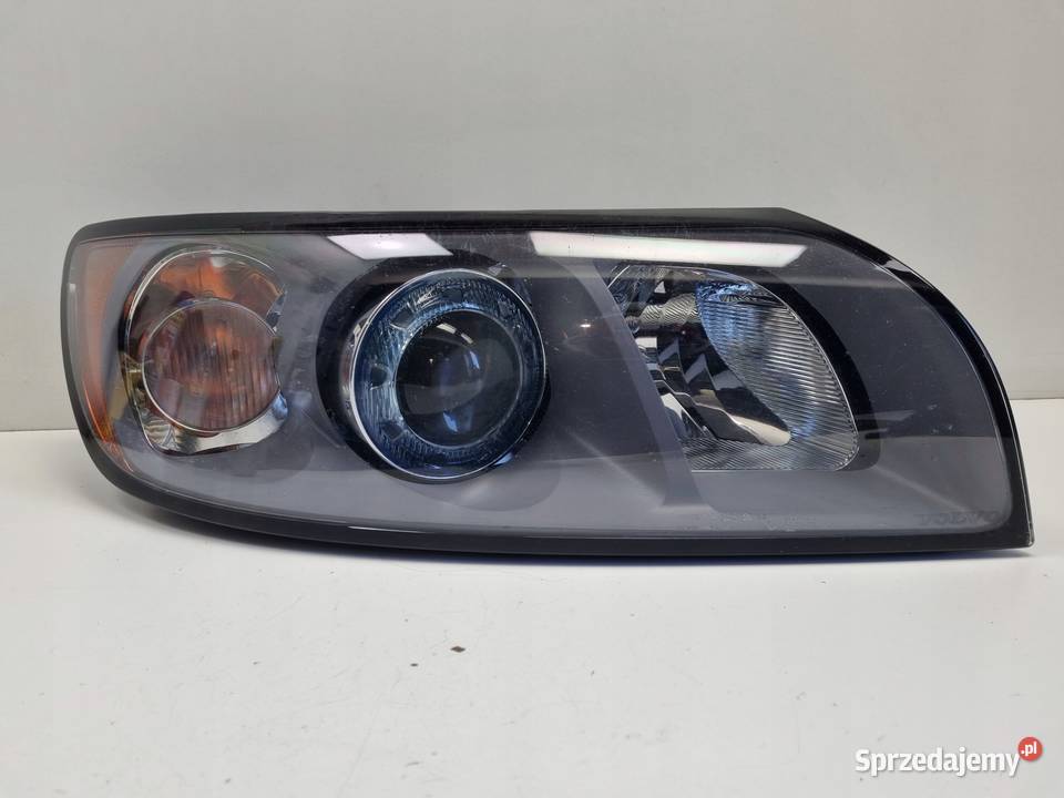 LAMPA PRAWA Volvo S40 II V50 XENON PRZEDNIA Lampy przednie Rudka