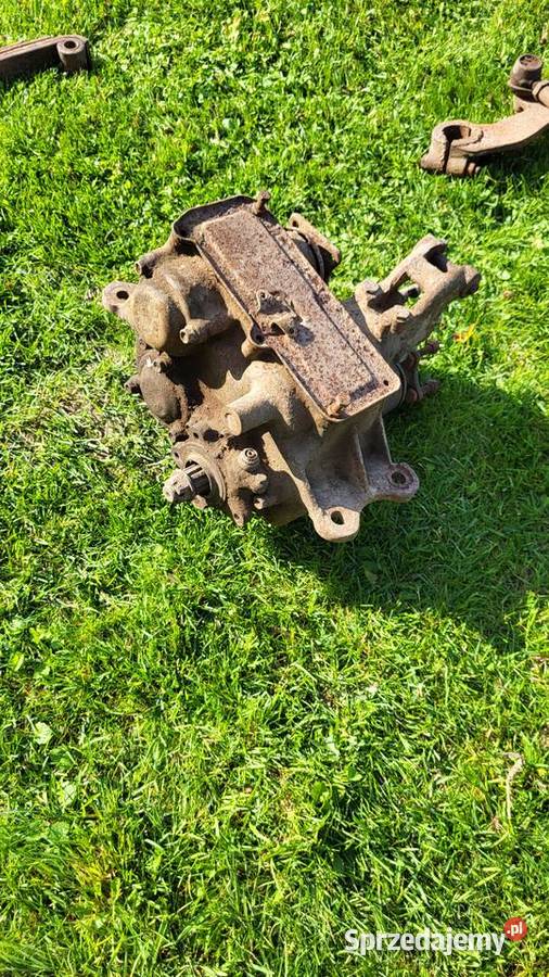 Części na zdjęciach do sprzedania Krosno