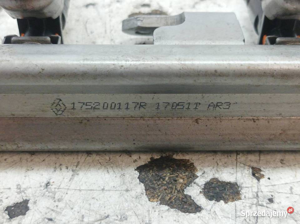 LISTWA WTRYSKOWA 175200117R 166008992R