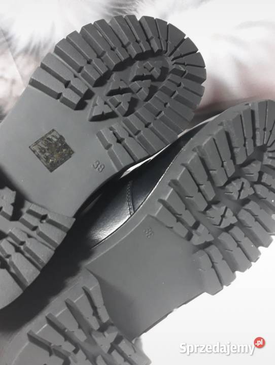 Unikalne botki z kultowym Logo LV 24cm Bielsko-Biała