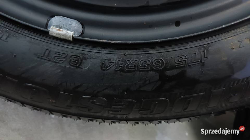 Felga VW z nową oponą R1417565 Szadek