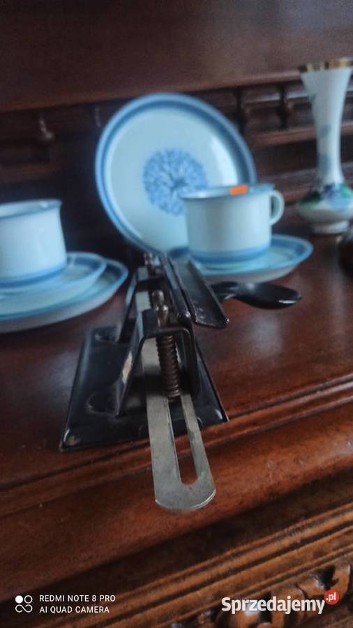 Dziurkacz Stary Metal Sprężyny
Z suwnicą pomorskie