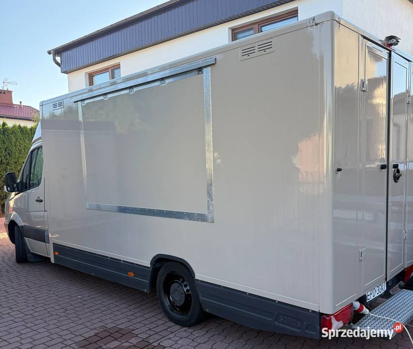 Food Truck samochód gastronomiczny Koło