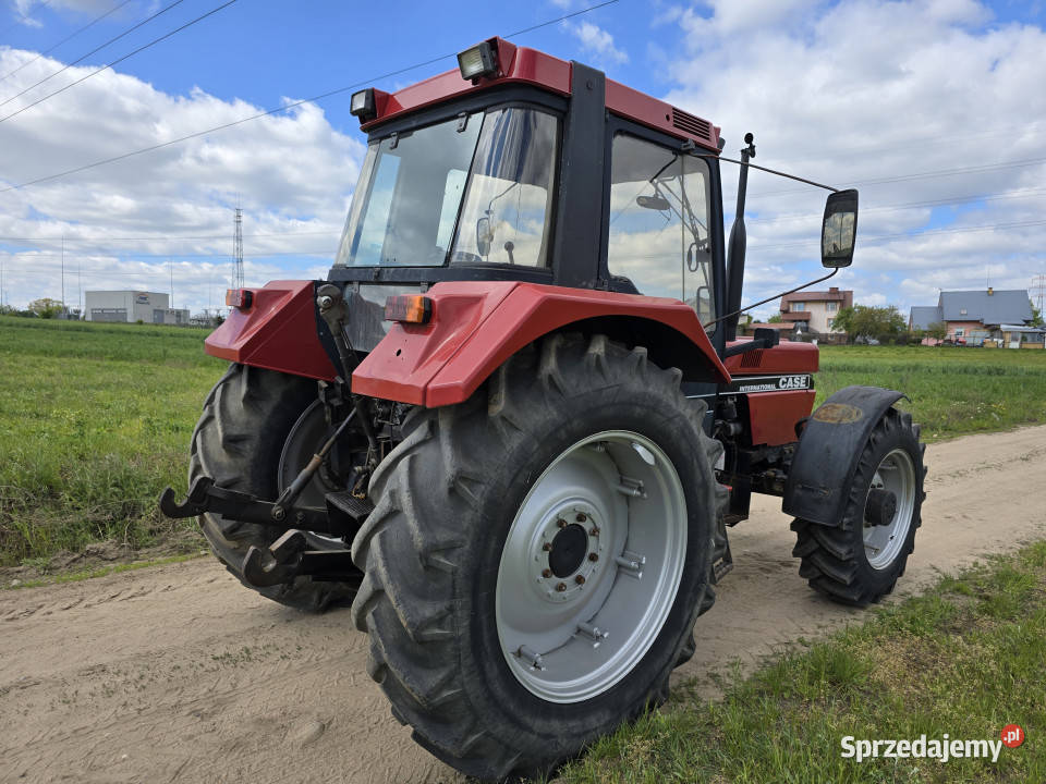 Ciągnik CASE IH 1056 XL 4x4 105 5786 mth Baliki
