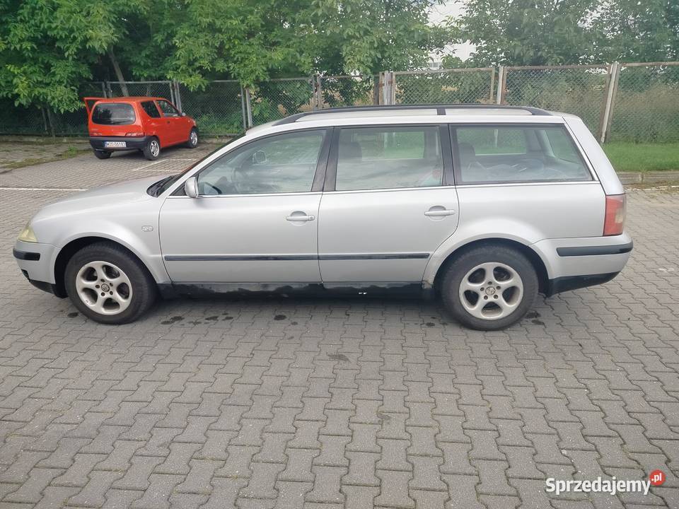 Passat B5 FL 19D 101 2002r Ostrów Mazowiecka sprzedam