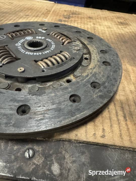 Koło zamachowe ze sprzęgłem Audi Typ 8185VW Chojnów