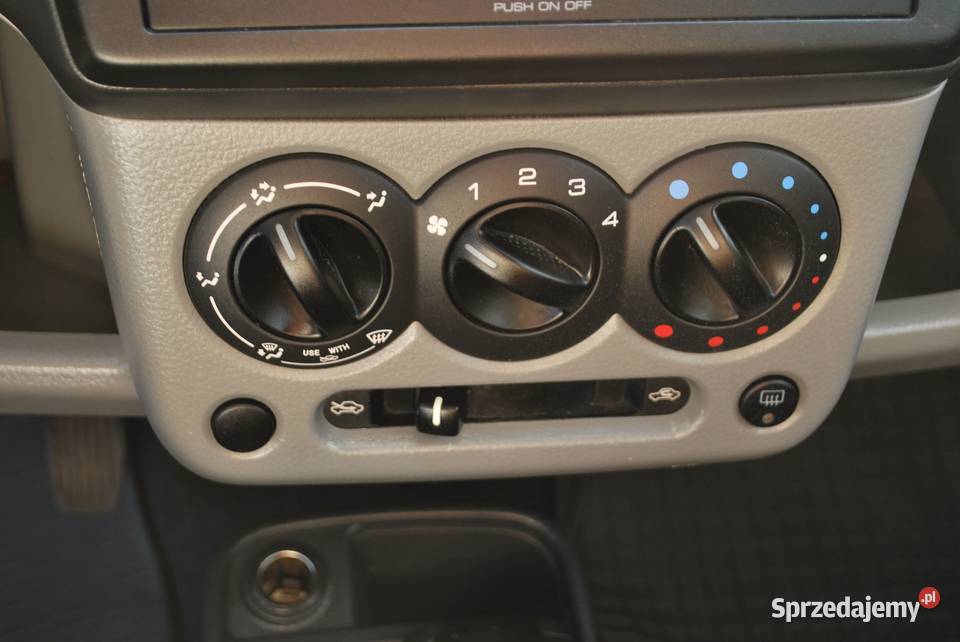 Suzuki Ignis 4x4 13 Benzyna Elektryczne szyby i CD Nowy Sącz