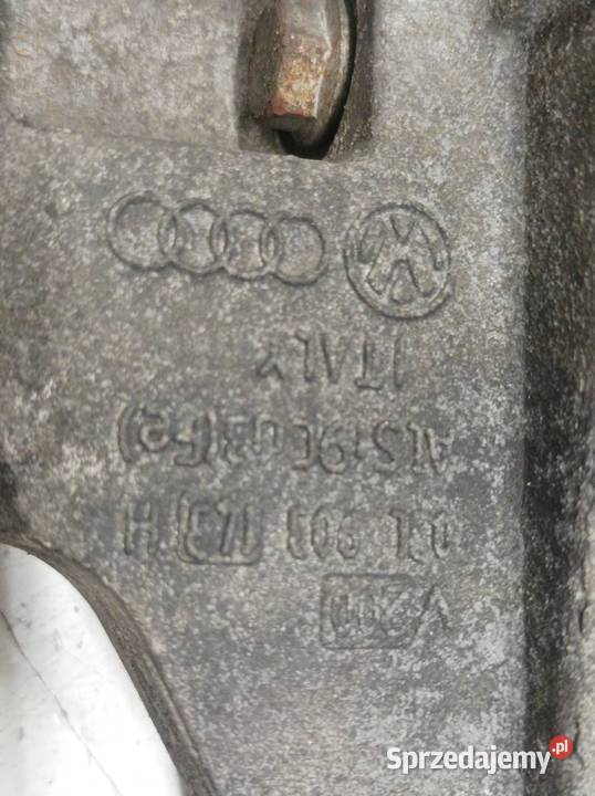 ŁAPA WSPORNIK 03L903143H 20 TDI Audi A6 III