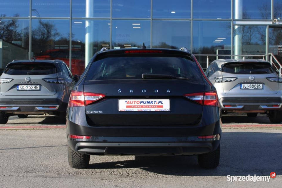 Skoda Superb 2023r niski przebieg fotel z 42741km małopolskie sprzedam