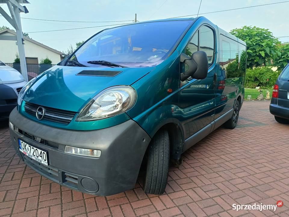 Opel Vivaro 25 CDTI 8Osobowy manualna opolskie