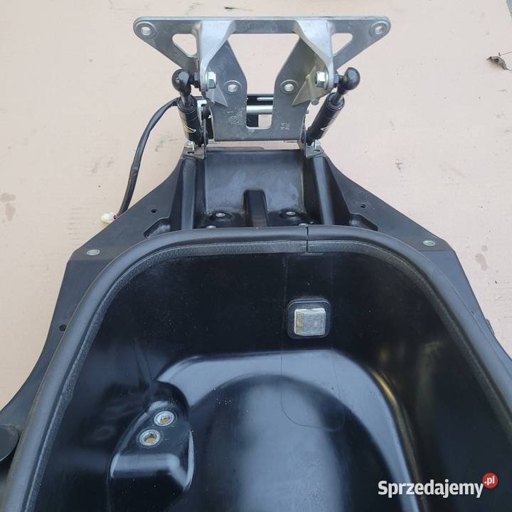 Yamaha T 530 1719 nadkole schowek amortyzator wielkopolskie