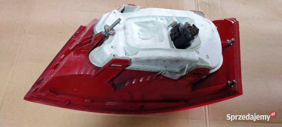 AUDI A6 C6 SEDAN 0408 LAMPA LEWY TYŁ lewe Bielsko-Biała