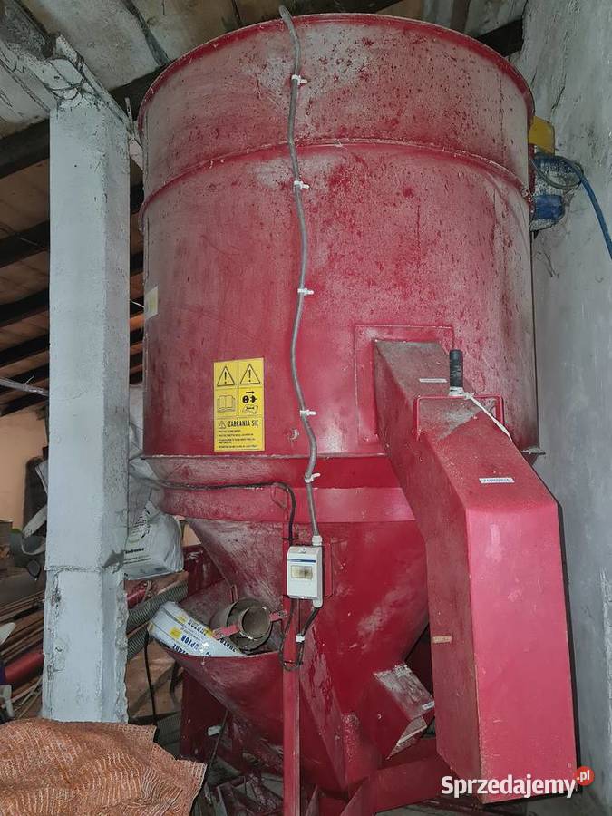 Mieszalnik 1500 śrutownik ssąco tłoczący Zuptor Olsztyn