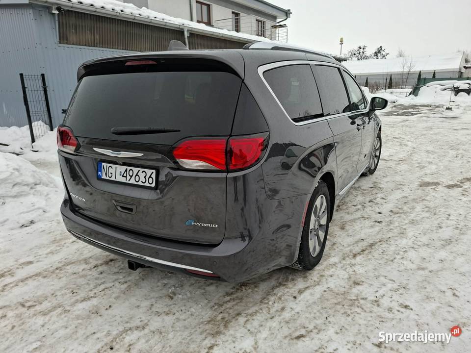 Chrysler Pacifica ehybrid LIMITED sprowadzony Białystok