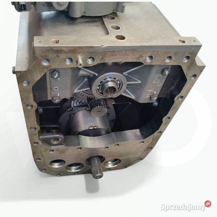 Tylny most ZF 12711 Obudowa 1052B4 Claas Axion Wilkowo sprzedam
