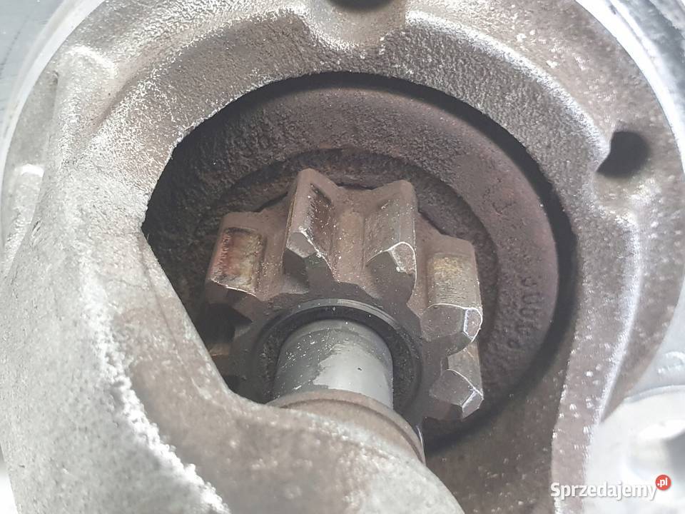 BMW E90 25 i ROZRUSZNIK 0001107424 bosch Janów