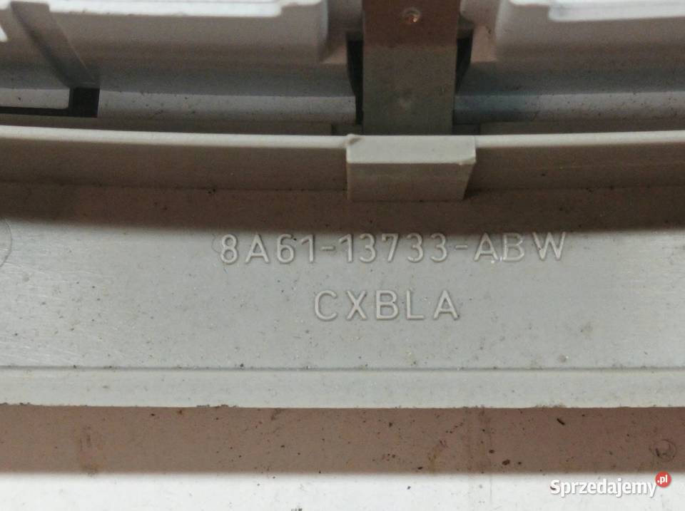 LAMPKA PODSUFITKI LIFT FL 8A6113733ABW Ford