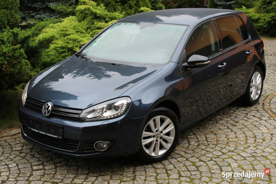 Volkswagen Golf Benzyna Bogate Wyposażenie czujnik zmierzchu