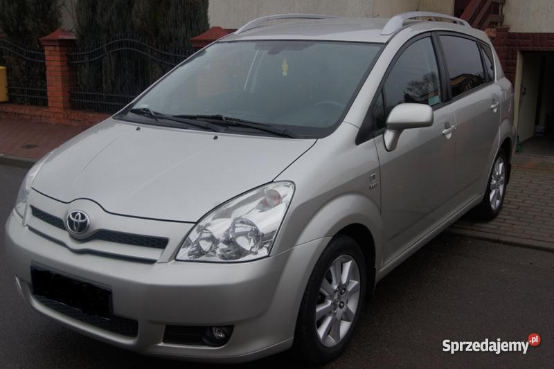 Toyota Corolla Verso światła przeciwmgłowe Konin