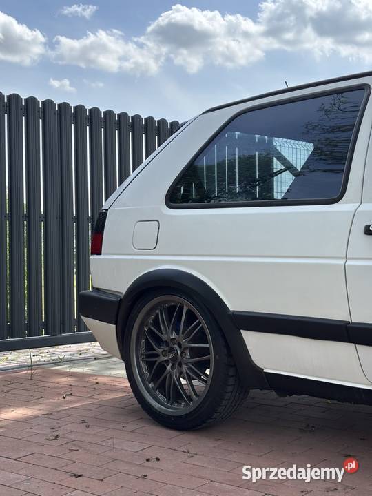 Volkswagen Golf II 16 b biały Piątnica Poduchowna