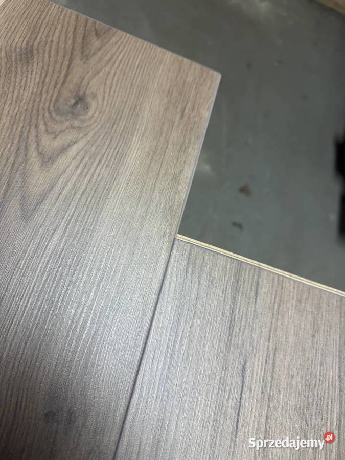 Panele podłogowe Superior Advanced Millenium Oak Bralin