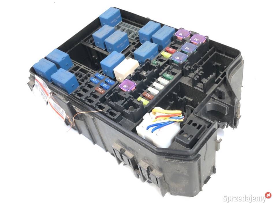 SKRZYNKA BEZPIECZNIKÓW SUZUKI VITARA Crossover osobowe podkarpackie