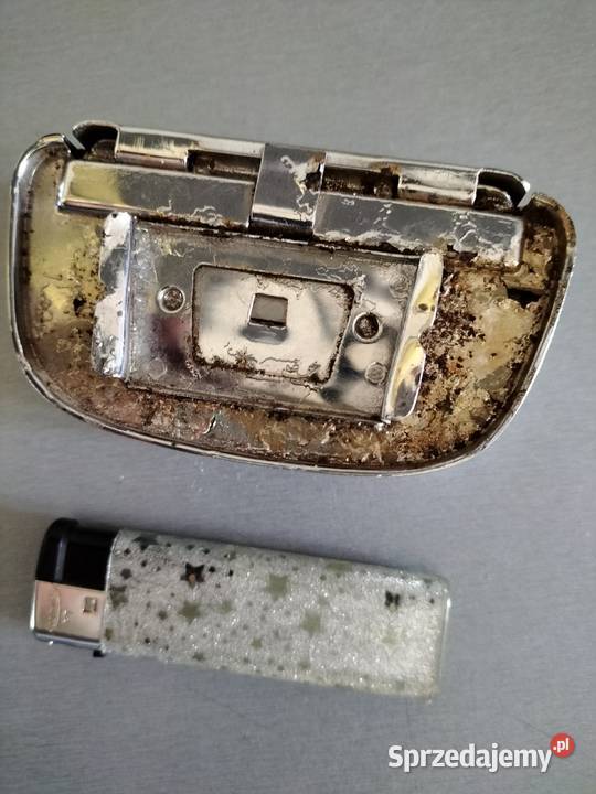 strara popielniczka samochodowa sprzedam