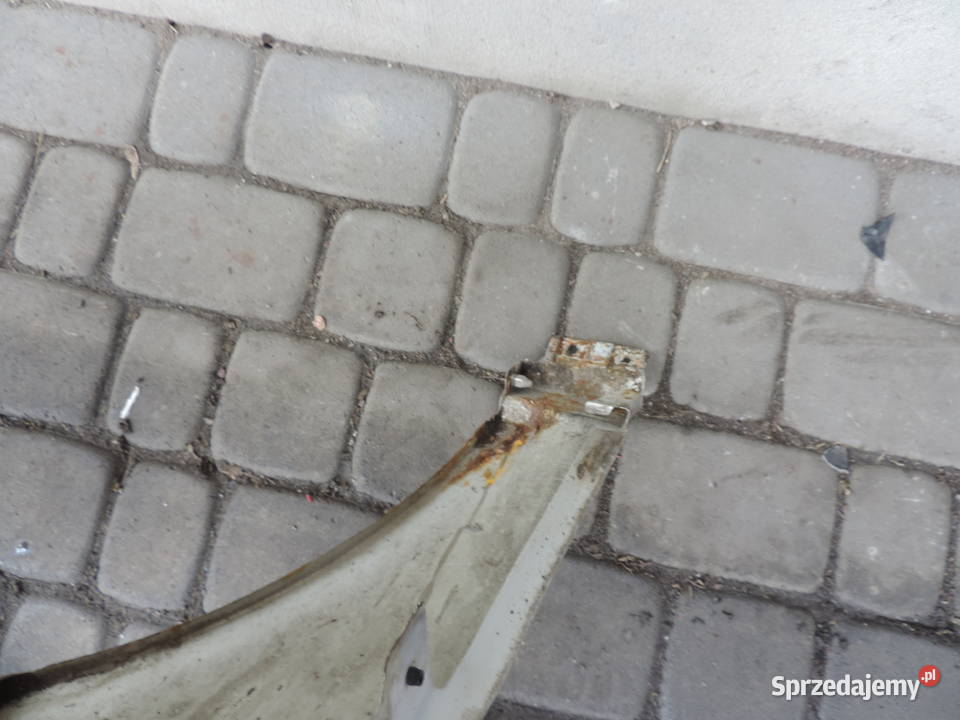 BŁOTNIK LEWY PRZÓD VW PASSAT B5 LB7Z osobowe Nowy Sącz