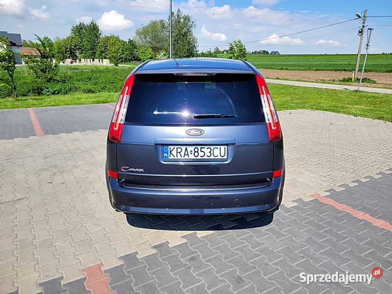 Bogata wersja wyposażenia 125KM Słomniki