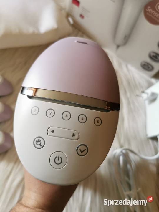 Depilator laserowy Philips Lumea Prestige BRI949
