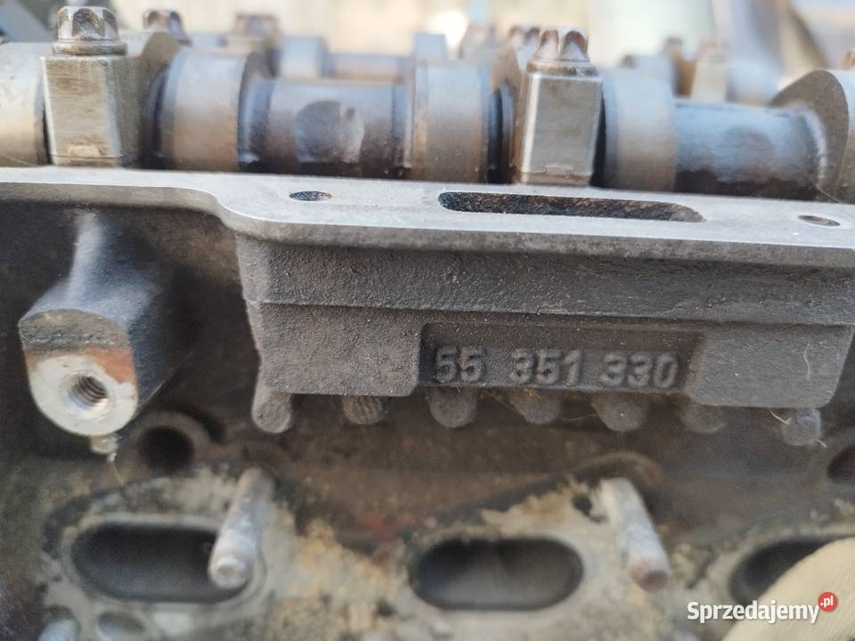 OPEL CORSA C D 10 Z10XEP GŁOWICA 55351330 Części samochodowe Dąbrowa Górnicza