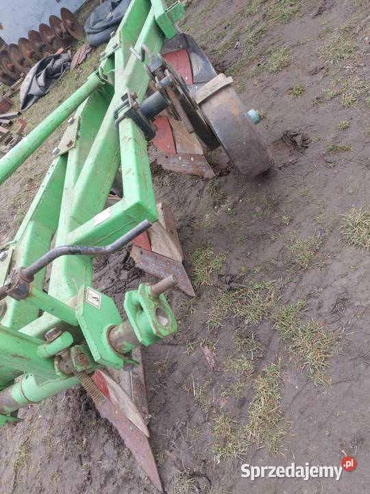 Pługi 4 bomet stan mazowieckie Stara Kornica