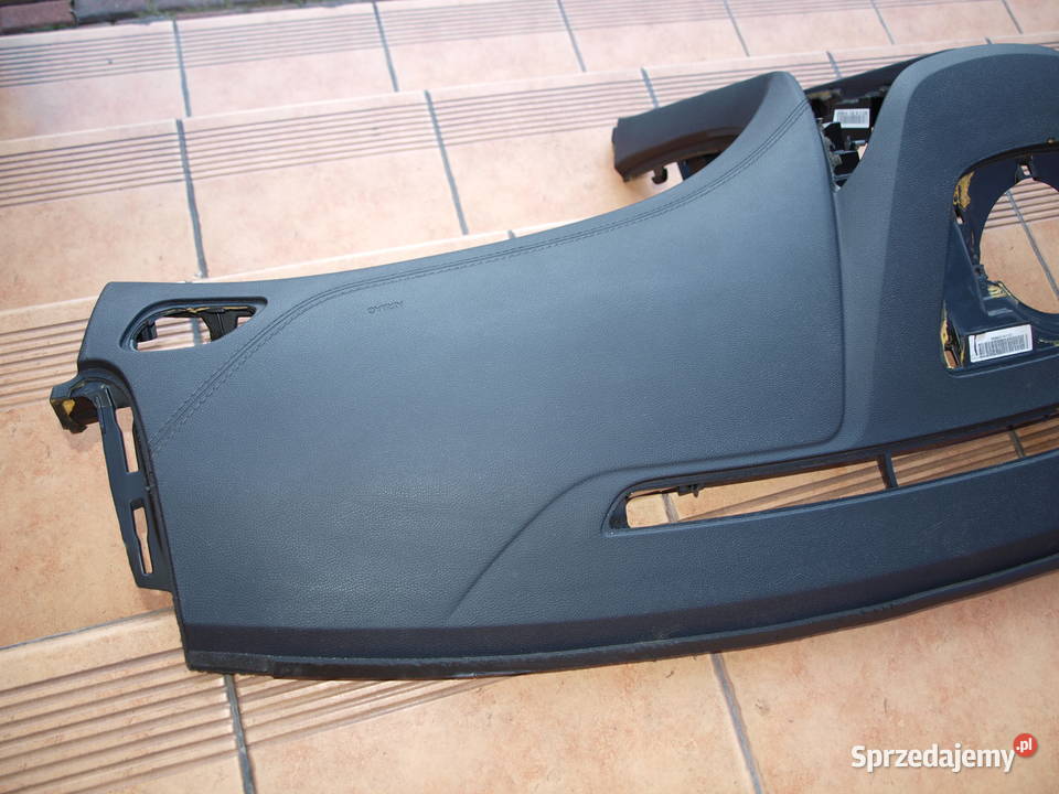 Hyundai Genesis Coupe konsola deska rozdzielcza Kalisz