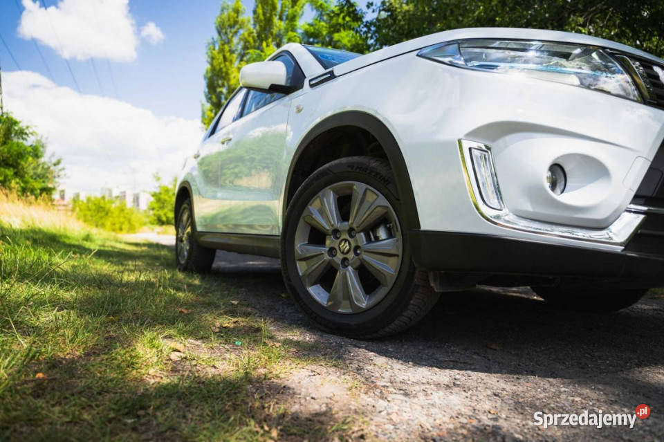 Suzuki Vitara 14 BoosterJet wielofunkcyjna kierownica Katowice