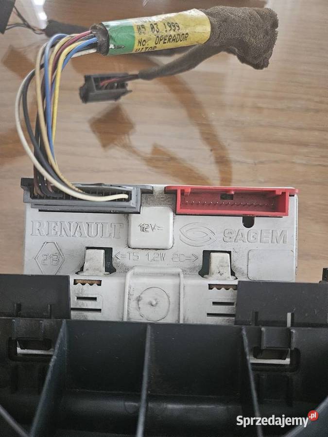 Wyświetlacz Renault I Wyposażenie elektryczne sprzedam