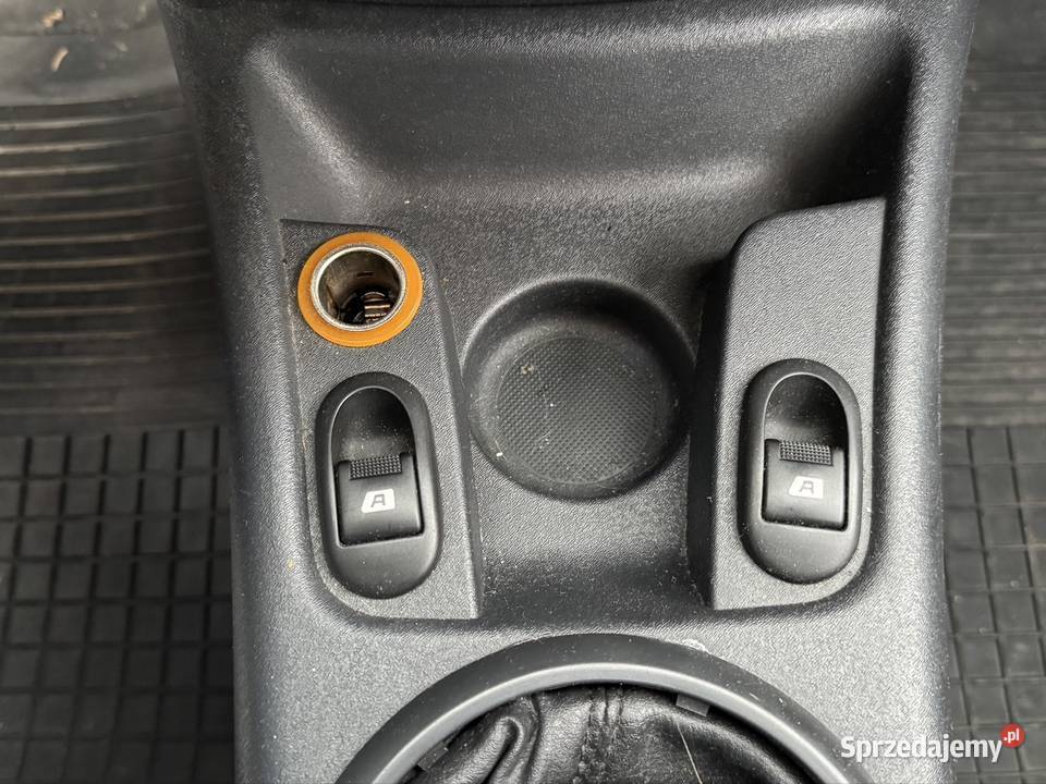 14 Niezawodny Zadbany ŚwietnydoMiasta VAT Marża Marki